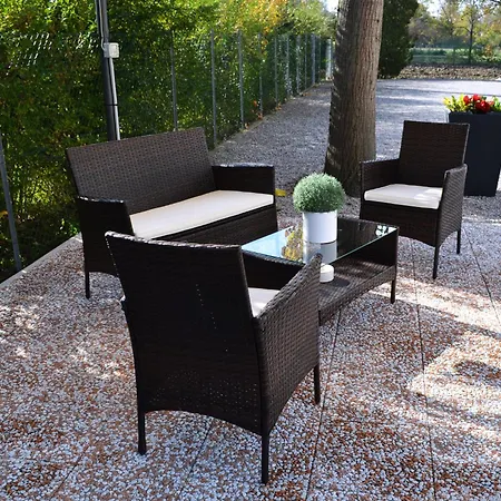 La לינה וארוחת בוקר נוגרה