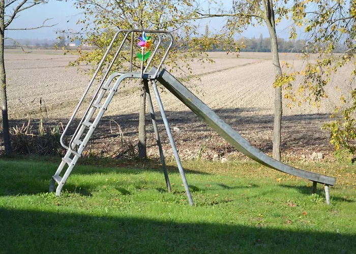 La לינה וארוחת בוקר 3*